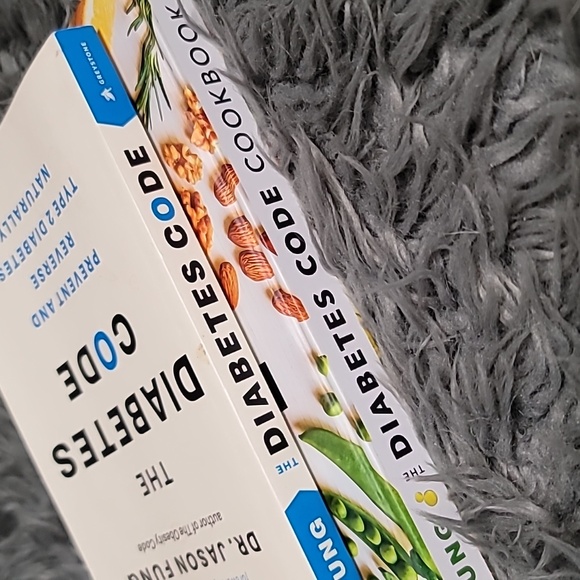 The Diabetes Code Book Set - Picture 3 of 7